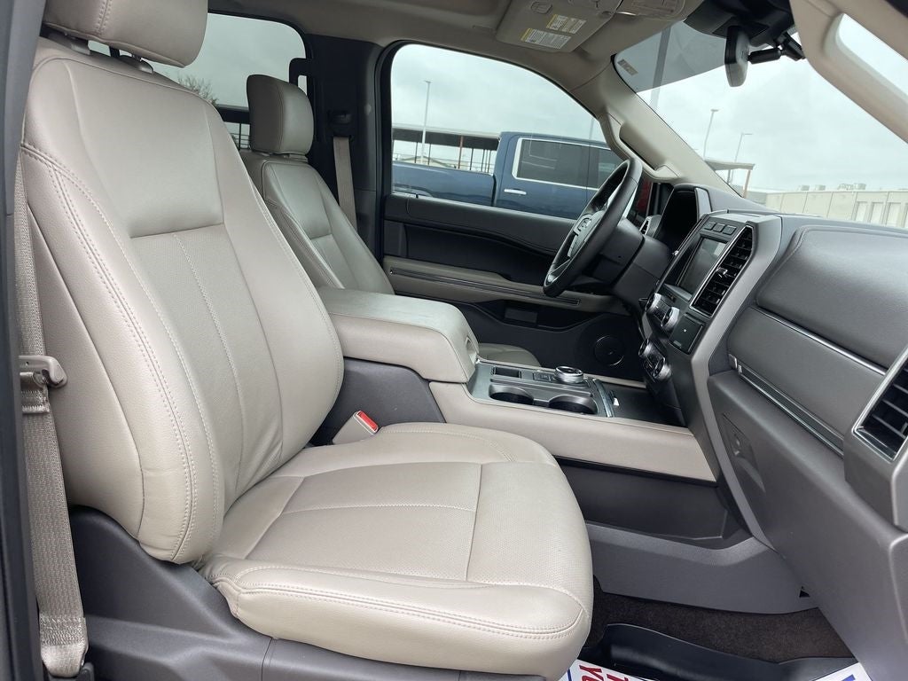 2020 Ford Expedition XLT, 202A, PANO ROOF, 20 IN WHEELS, NAV